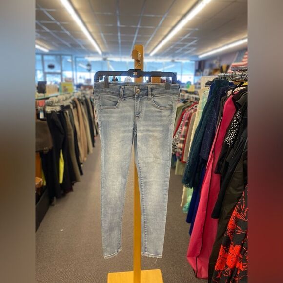 American Eagle Outfitters Denim - American Eagle Ladies 4 Super Stretch Jeans - Skinny